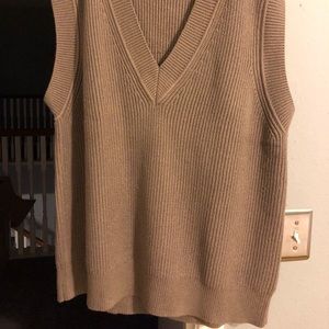 Zara knitted vest ITS BEEN SOLD ON DEPOP